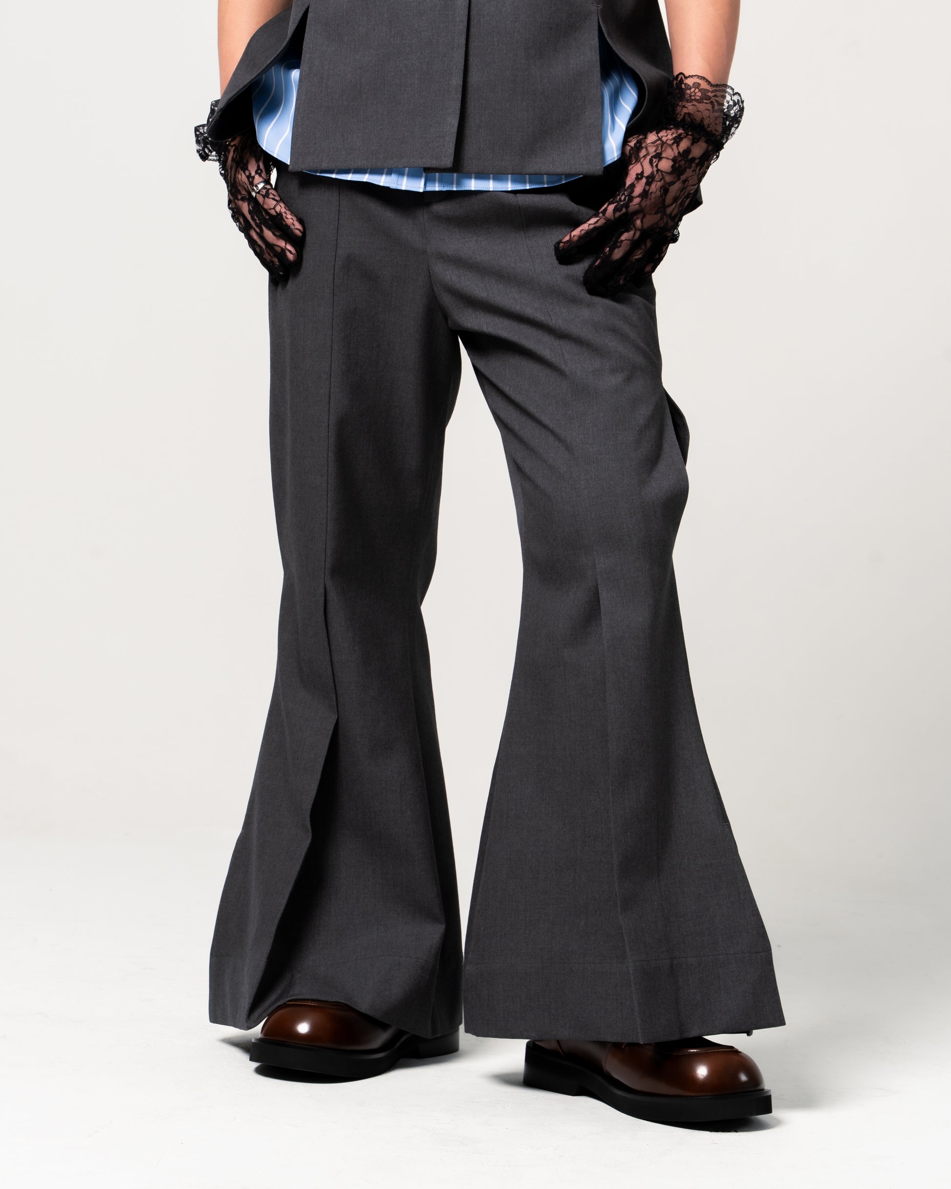 N E O CH.1 Bell Bottom