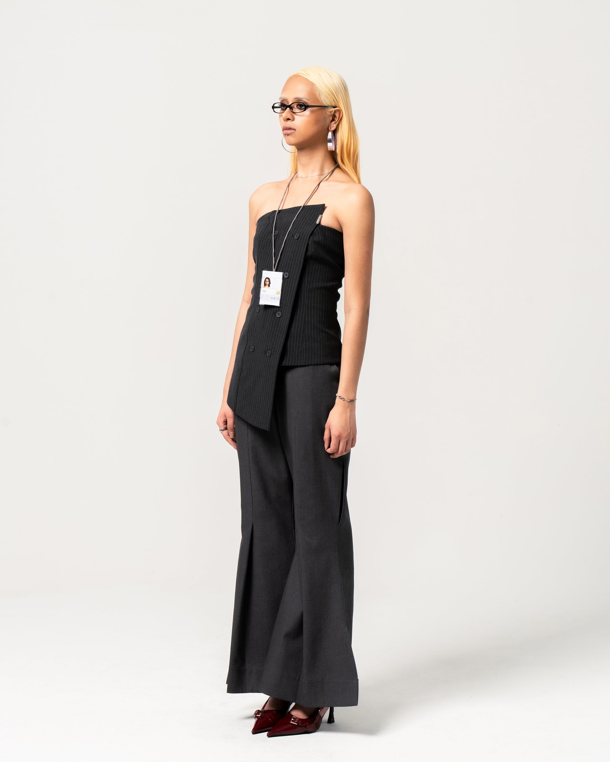 N E O CH.1 Bell Bottom