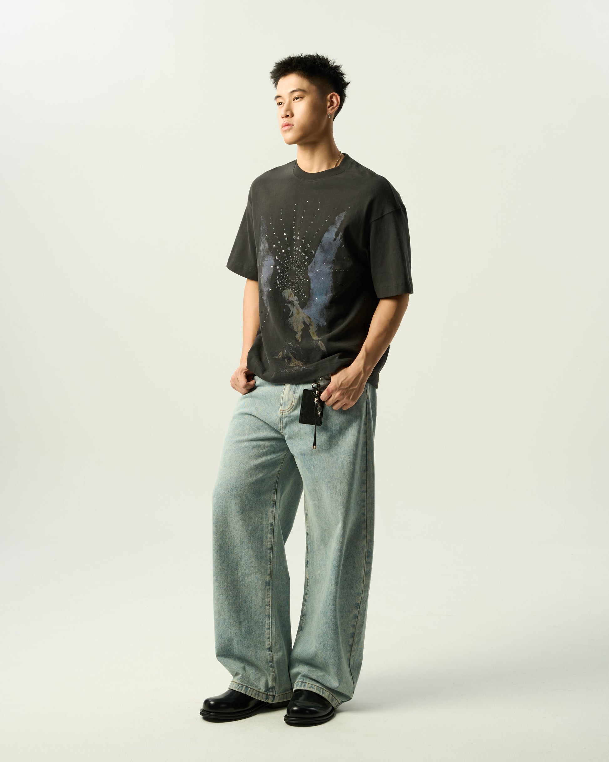 Oversized Barrel-Leg Jeans