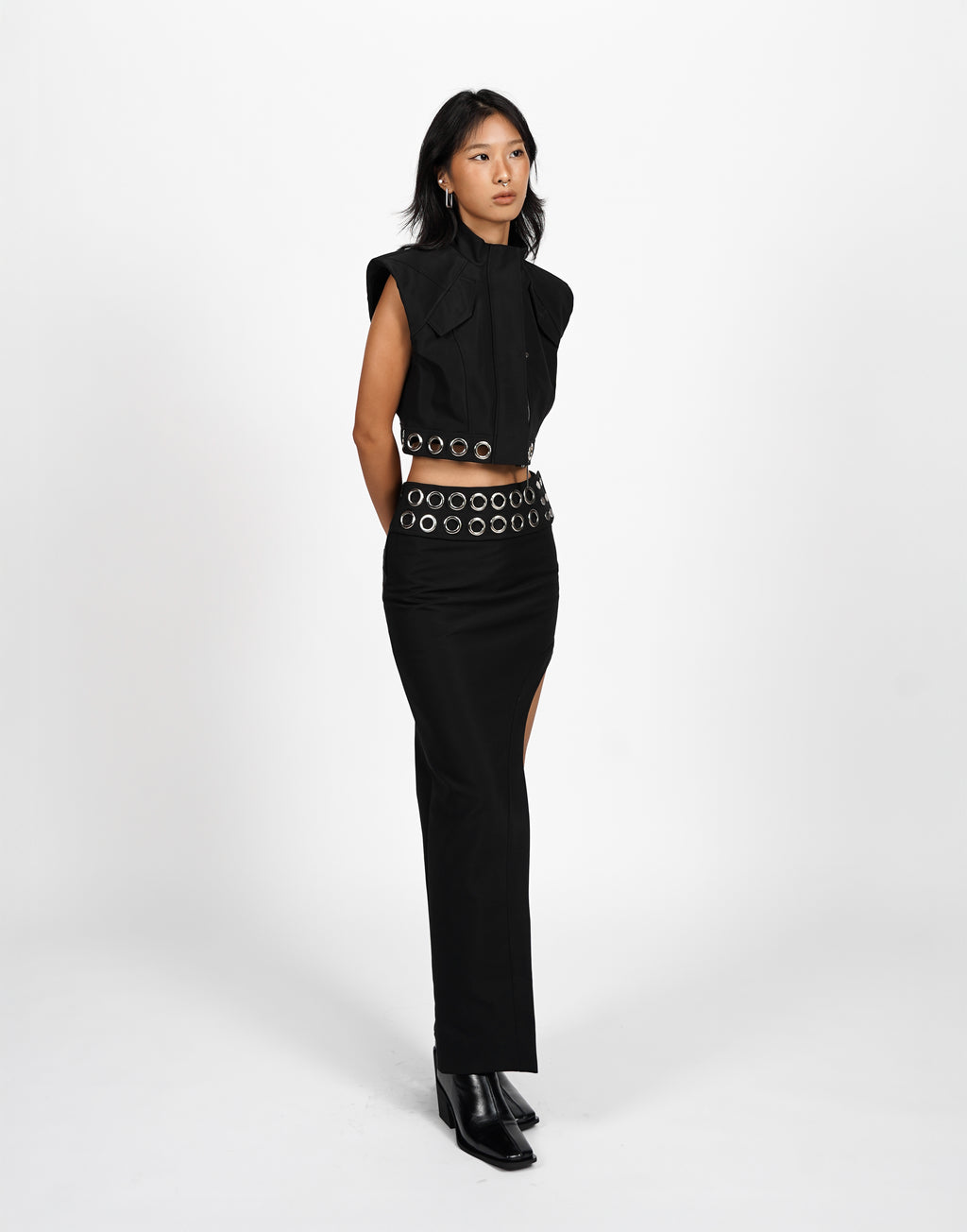 Cutaway Grommet Skirt